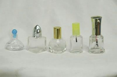 Բարձր արագությամբ SUS304 բրոշյուր Շիշերի պիտակավորման մեքենա `60 - 500 հատ / րոպե PLC հսկողության համար