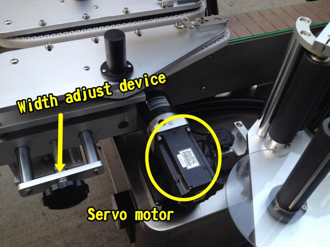 Opp շիշ ավտոմատ կպչուն կիրառիչ մեքենա բարձր արագությամբ տաք հալեցման սոսինձի համար