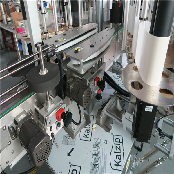 Լրիվ ավտոմատ քառակուսի շշերի պիտակավորման մեքենաներ 4000-8000 B / H հզորություն