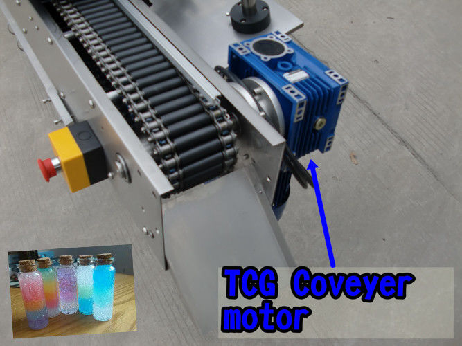 Չինաստան SUS304 Economy Ավտոմատ 220V 2kw 50 / 60HZ 5 գալոն գլխարկ մրցունակ գին սրվակի պիտակավորման մեքենա մատակարար