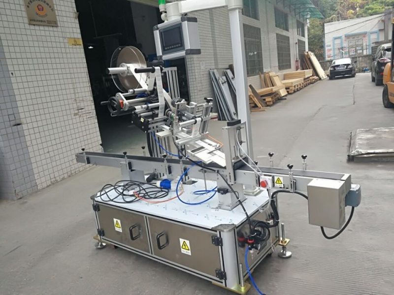 Չինաստան Կպչուն պիտակի վերին պիտակավորիչ մեքենա ՝ վարդակակիրային պայուսակի էլեկտրական շարժիչով տիպի համար մատակարարը